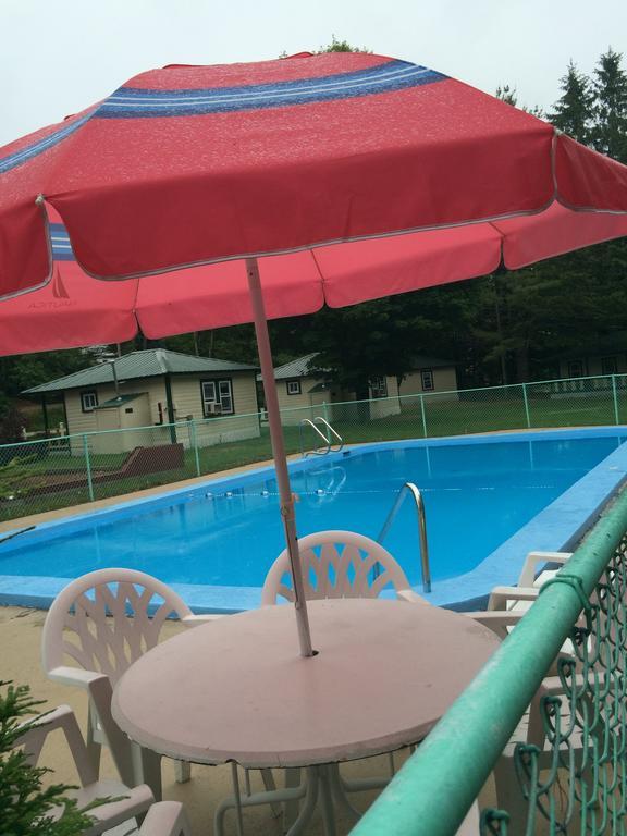 Perry'S Motel And Cottages North Conway Exterior photo