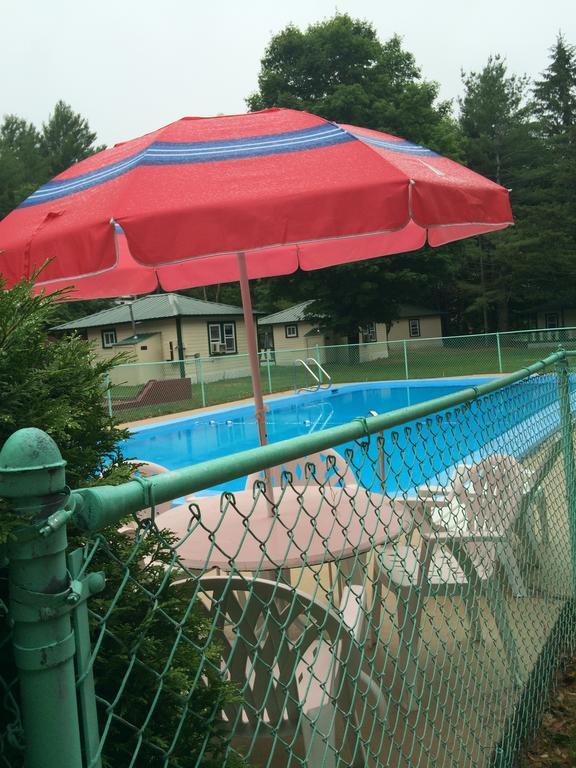Perry'S Motel And Cottages North Conway Exterior photo